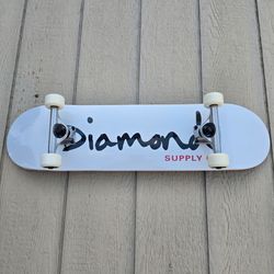 DIAMOND SKATEBOARD SIZE 8.0 ORIGINAL