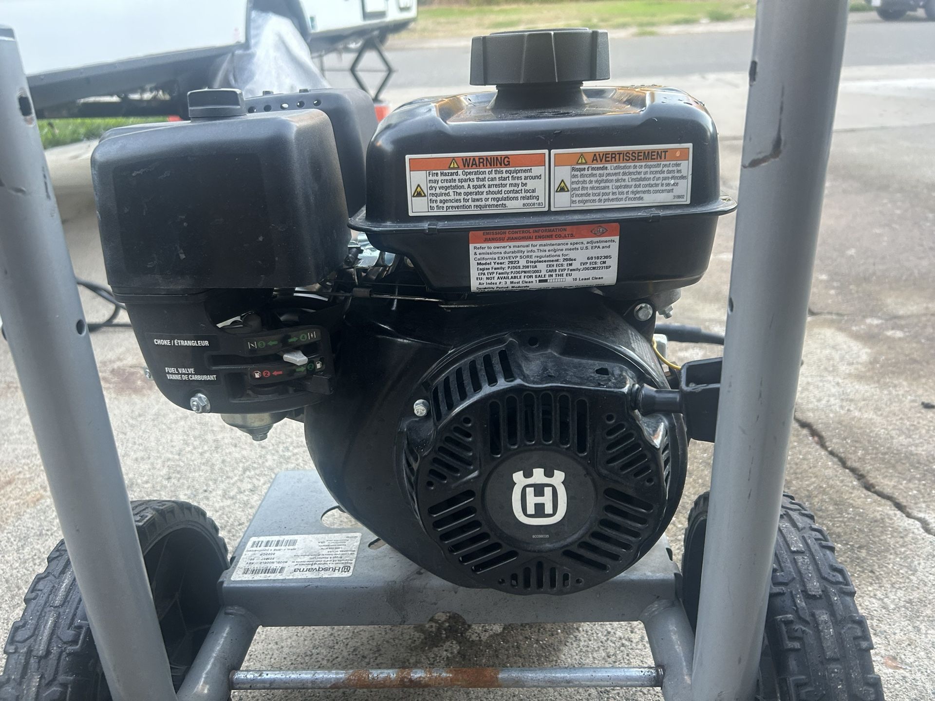 Used Pressure washer runs good