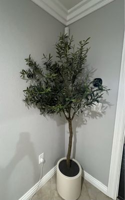 Faux 6.5' Olive Tree