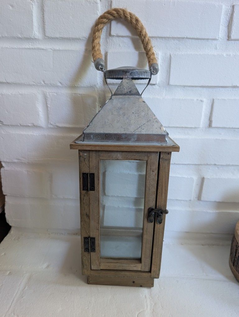Farmhouse decor - Latern