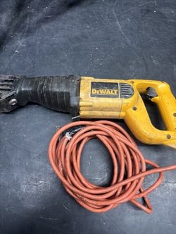 Dewalt Dw304 Reciprocating Saw 