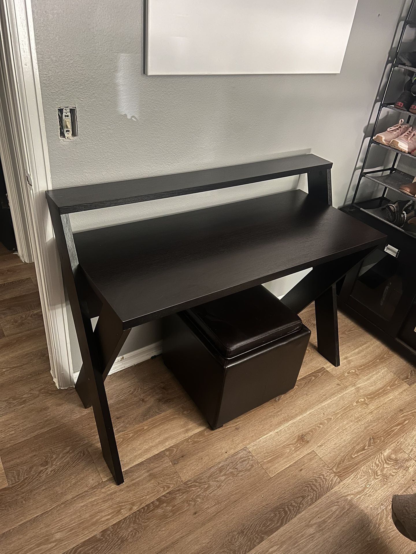 Desk With Ottoman