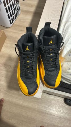 Air Jordan 12 Retro Black University Gold no box 9.5