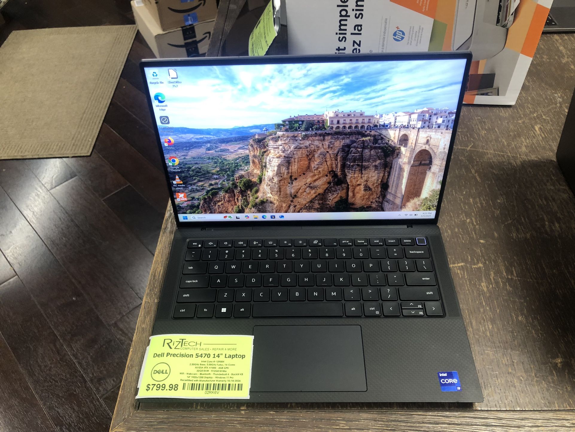 Dell Precision 5470 (14”) – $799.98