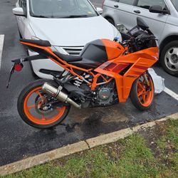 2024 KTM RC390 (Price Negotiable)