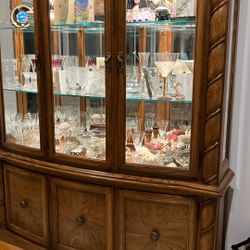 Thomasville Dining Room Set and China Cabinet 