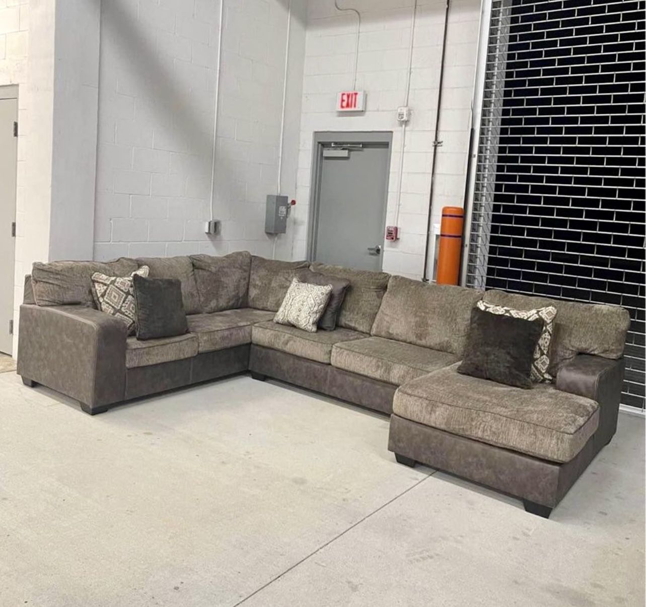 3 Piece Ashley Sectional