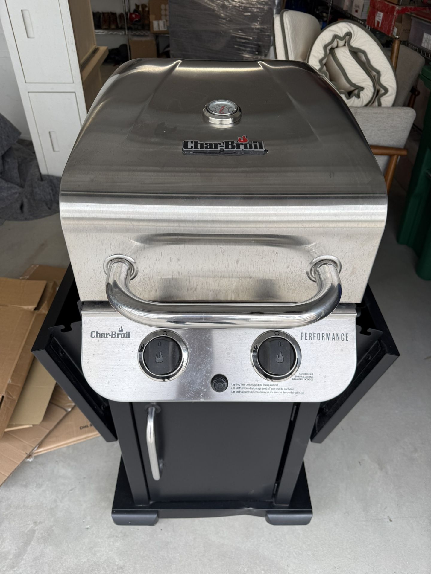 Char-Broil Performance Series 2-Burner Gas Grill