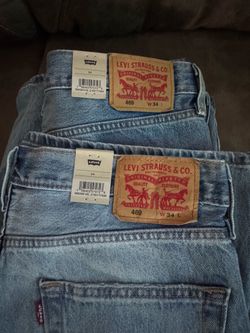 Levi's sorts size 34