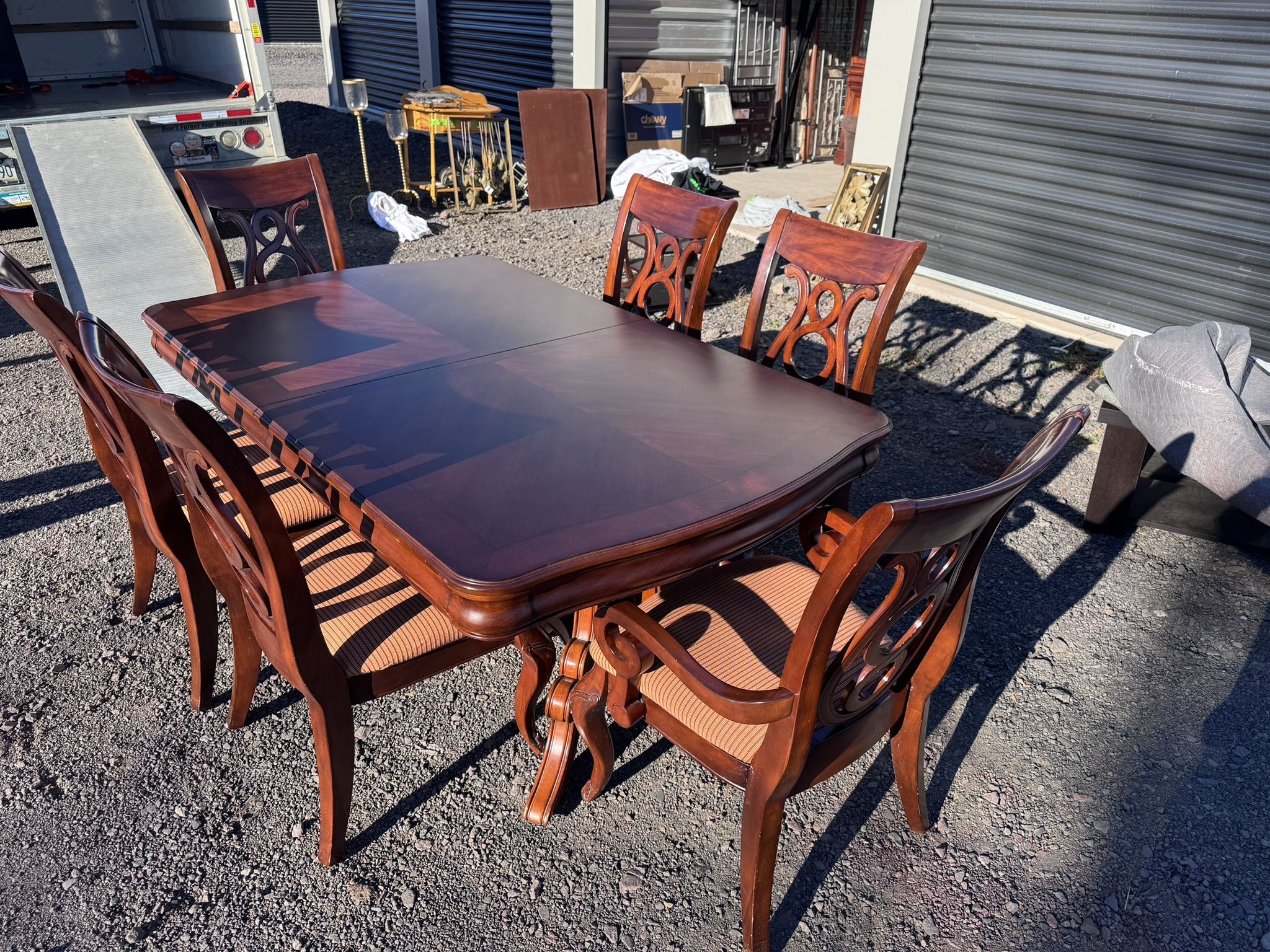 Expandable Dining Room Set