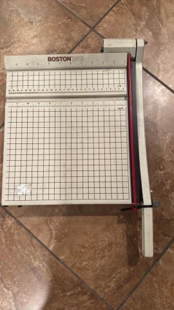 Boston 2612 Paper Cutter