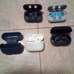 Earbuds 2 Skullcandy Dime 2 Gray And Dime 2 Black A Pair Of Black Heydays Earbuds And A Pair Of Airpods Pro 2nd Generation With Rubber Ca And Charger 