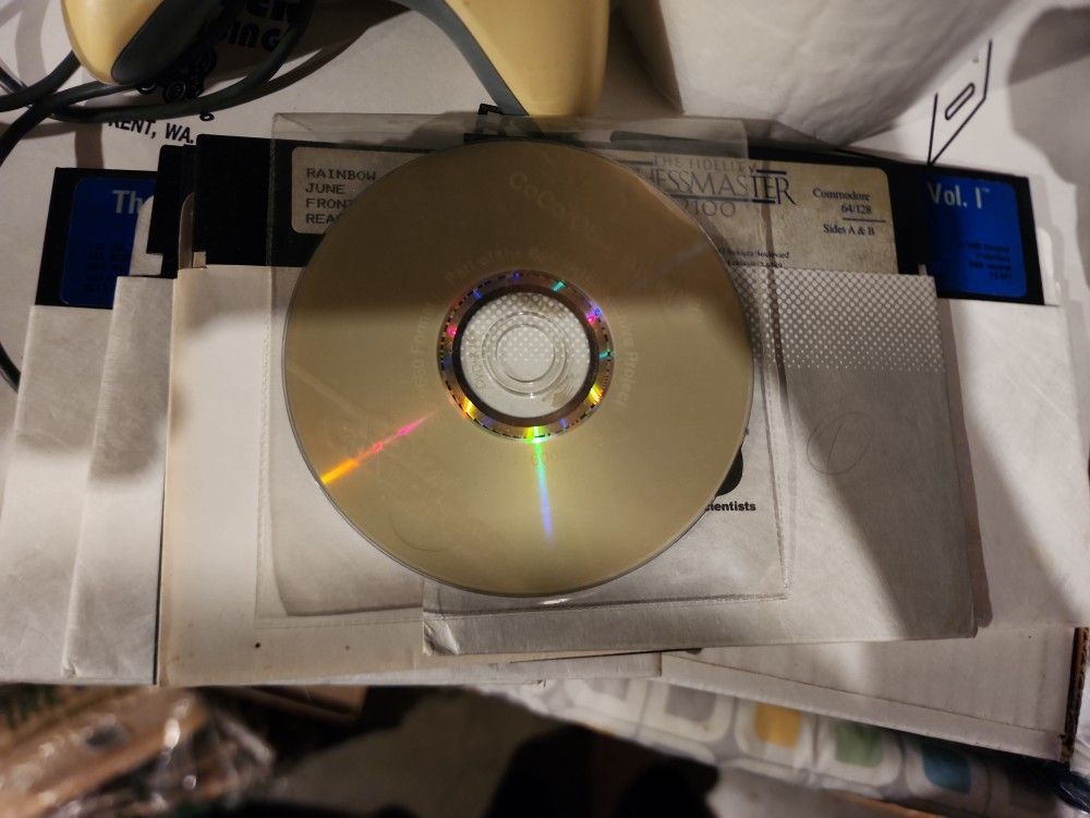 Lot Of 15 Vintage Computer Floppies And Discs