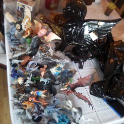 50 Figure, & Statues Mythical Lions Cats; Pantheras Around The World 