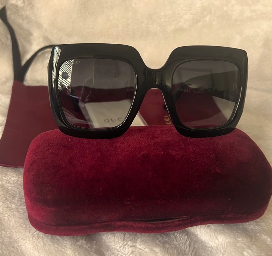 Authentic Gucci Oversized Square Sunglasses