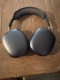 Apple AirPods Max Headphones