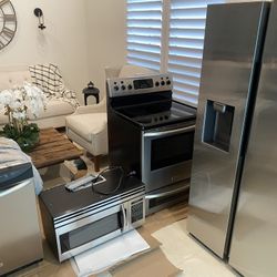 Full Set Of Appliances BRAND NEW REFRIGERATOR 