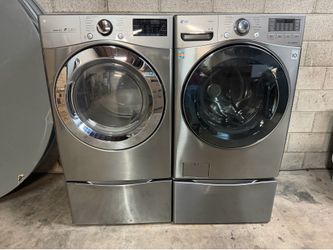LG  WASHER AND ELECTRIC DRYER SET VERY GOOD CONDITIONS VERY CLEAN