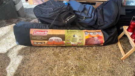 Coleman Instant Tent 6 person 10 ft x 9 ft