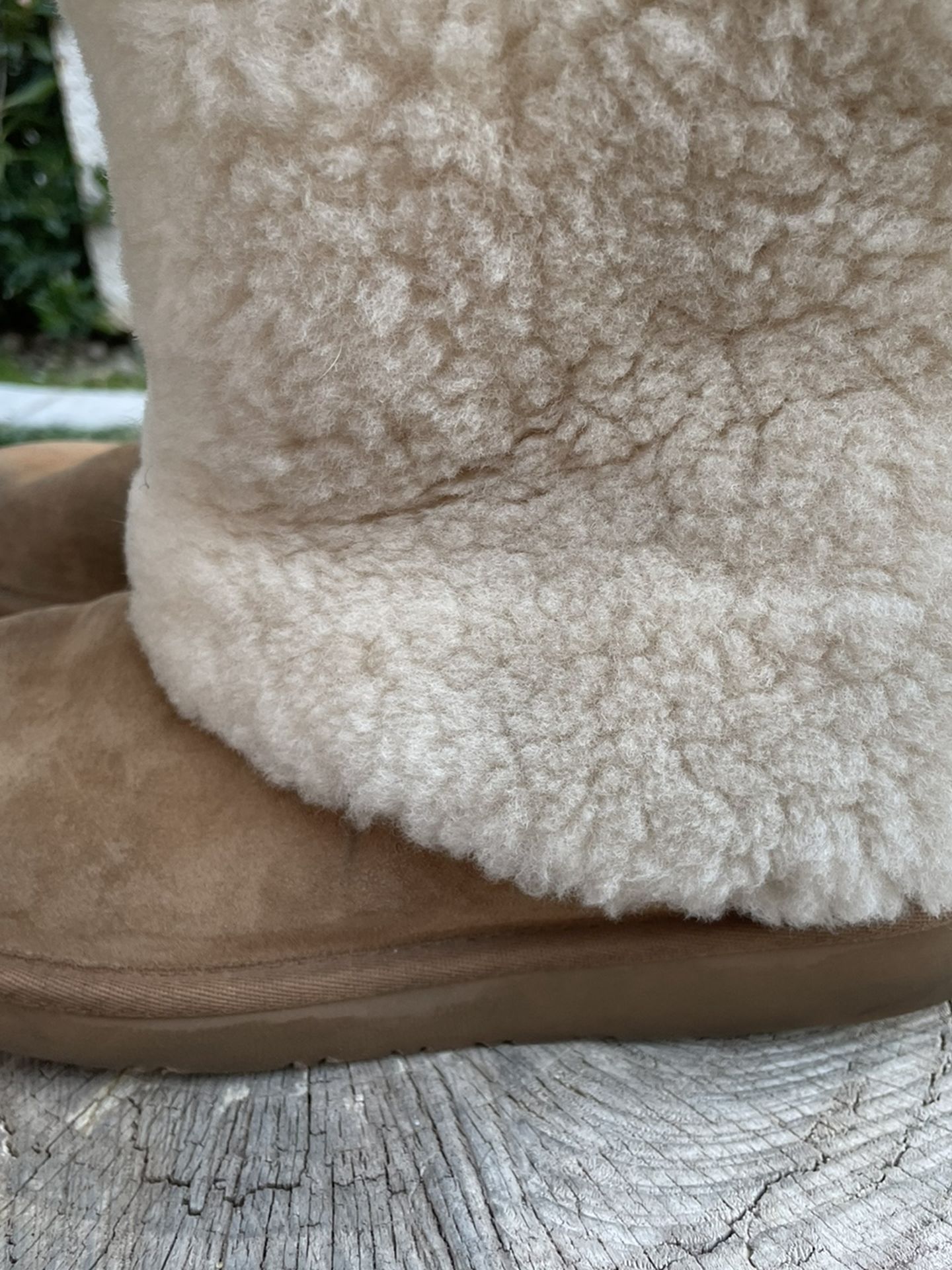 Ugg Australia Cream Suede Warm Boots Size 8 (39)