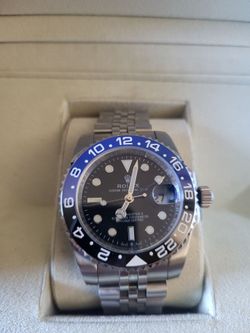Mens watch