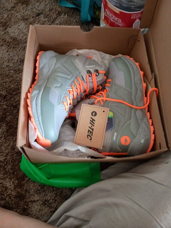 Hi Tec New Balance Shoes Hiking/Waterproof