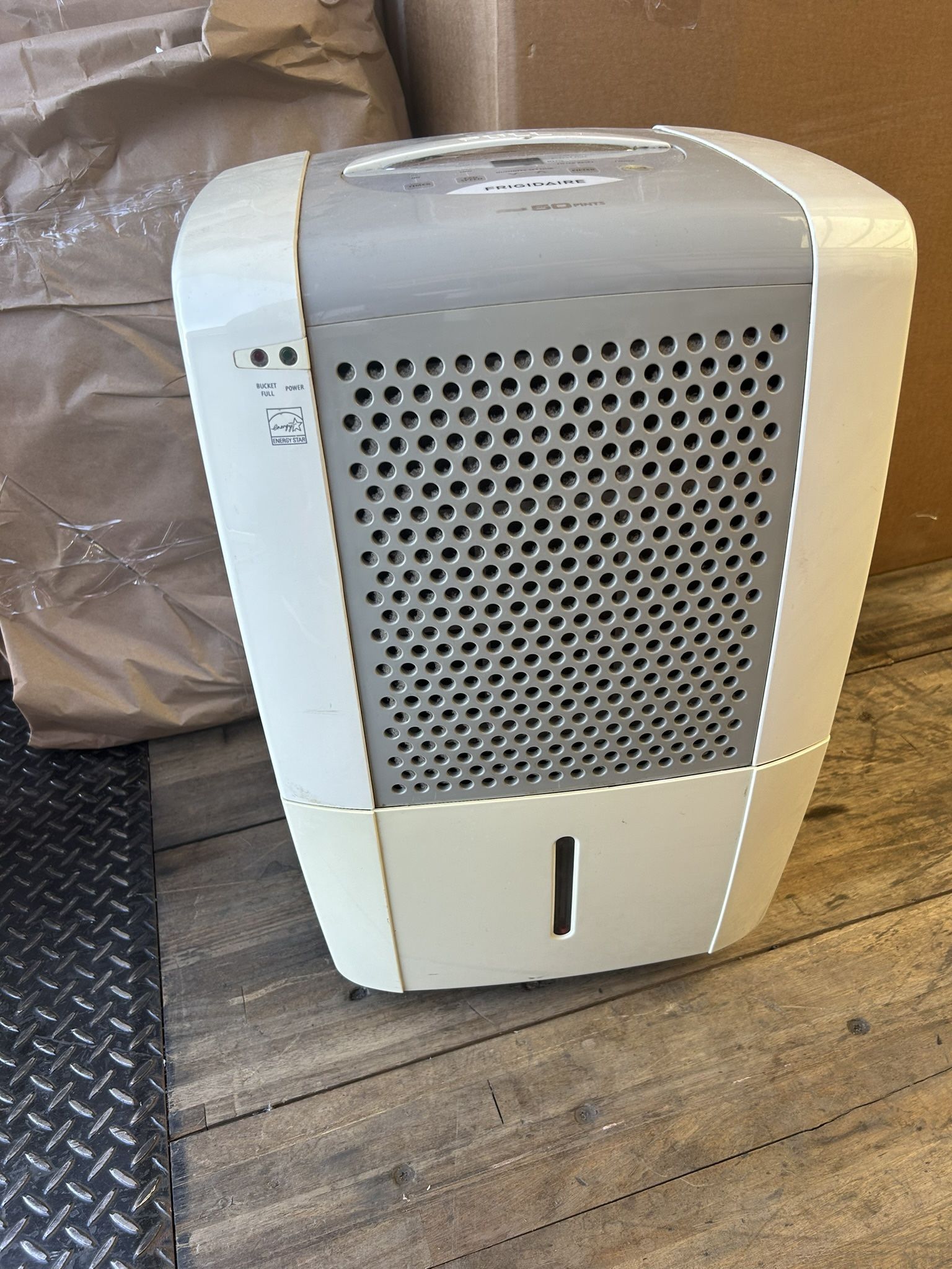 Dehumidifier Frigidaire