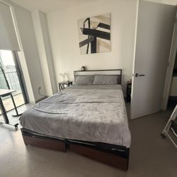Queen Size Bed And Mattress 
