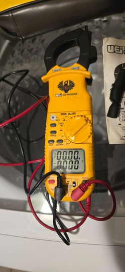 UEi Test Instruments DL379 PHOENIX PRO CLAMP METER ( Read full description)