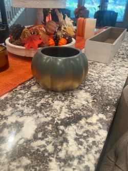 Ceramic pumpkin bowl or planter