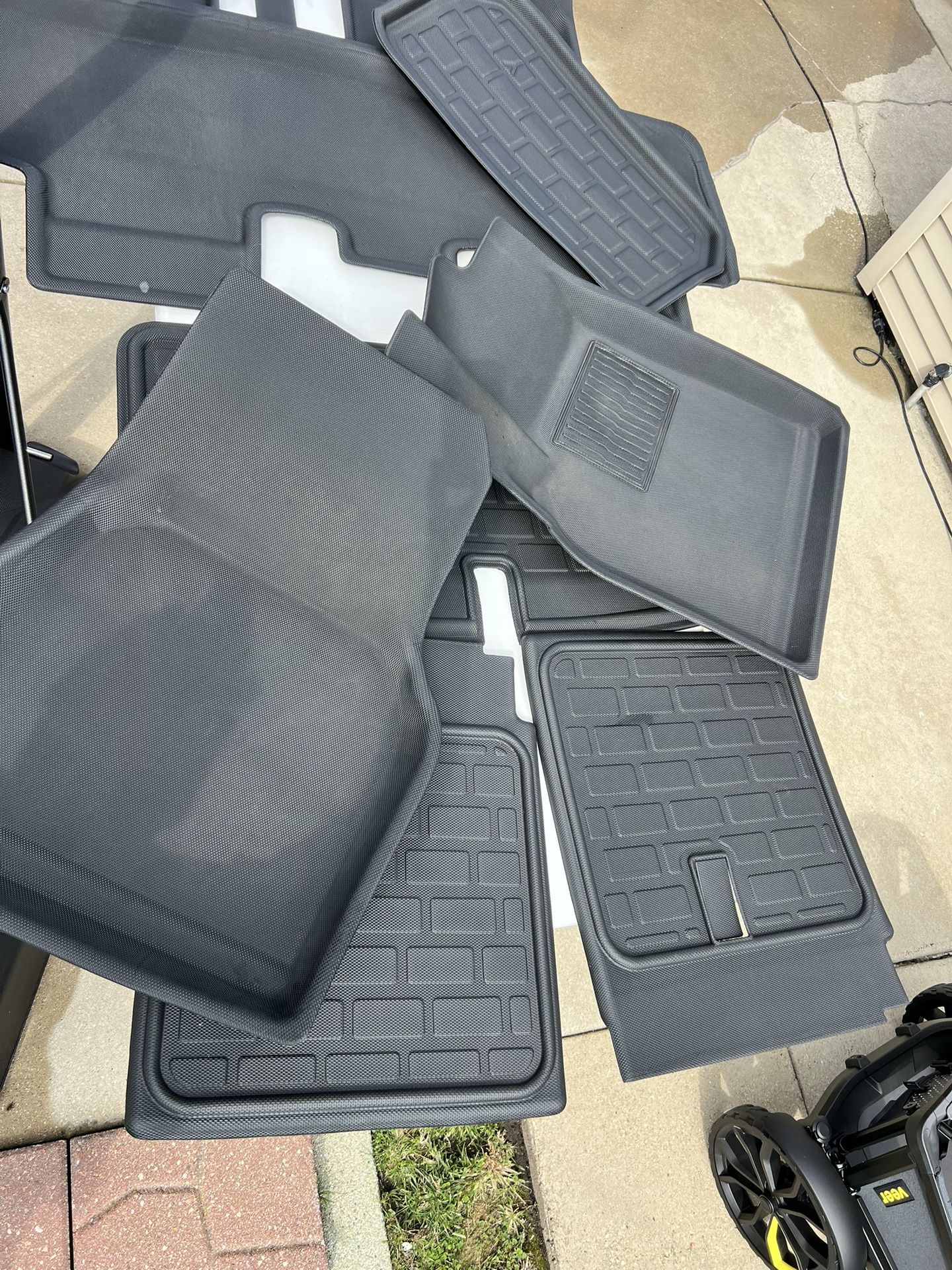Tesla Model Y Floor Liners For 3rd row