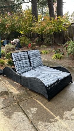 Outdoor Double Chaise Lounge Wicker