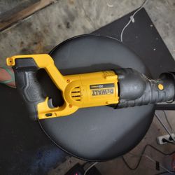 reciprocating saw Dewalt.  No Battery 