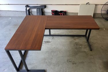 Large L-Shaped Corner Desk – $60