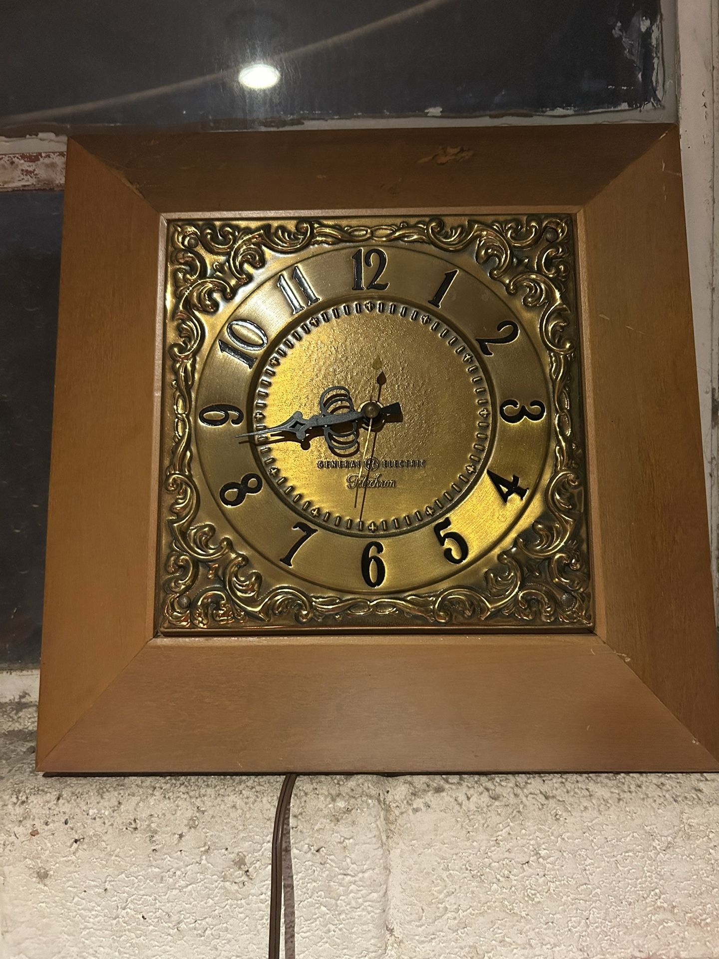 General Electric clock