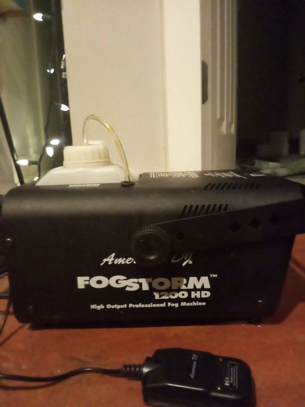 American DJ Fogstorm 1200 HD