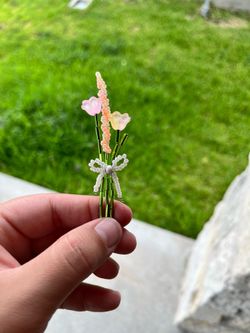 Beaded mini flower bouquet