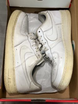 AIR FORCE 1s MENS SIZE 11 (USED)