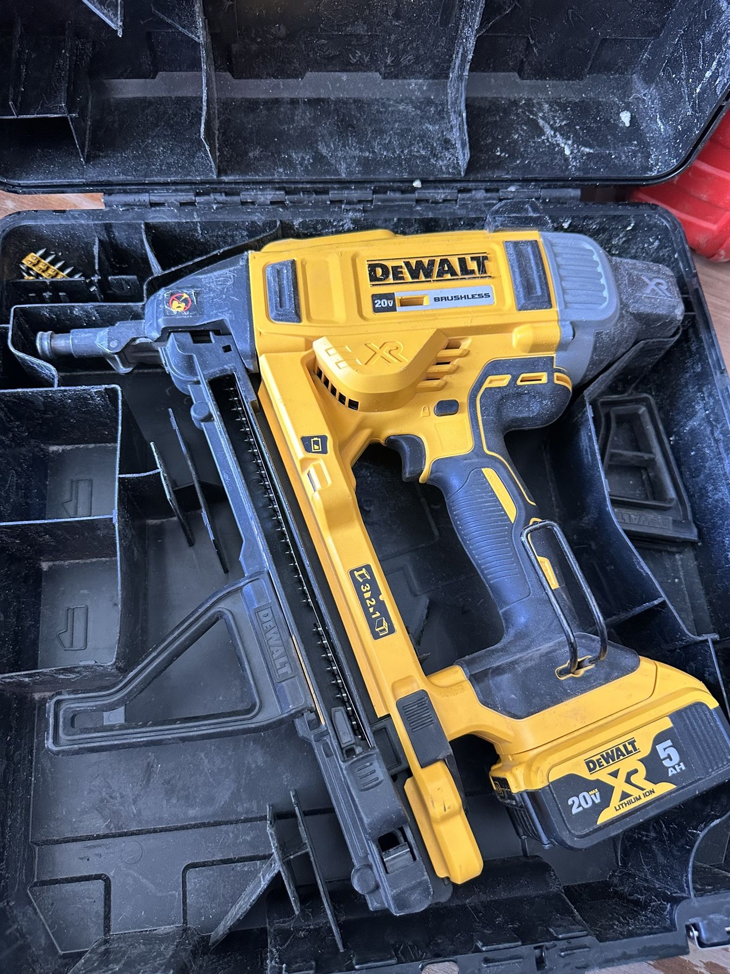 Dewalt Concrete Masón Nailer