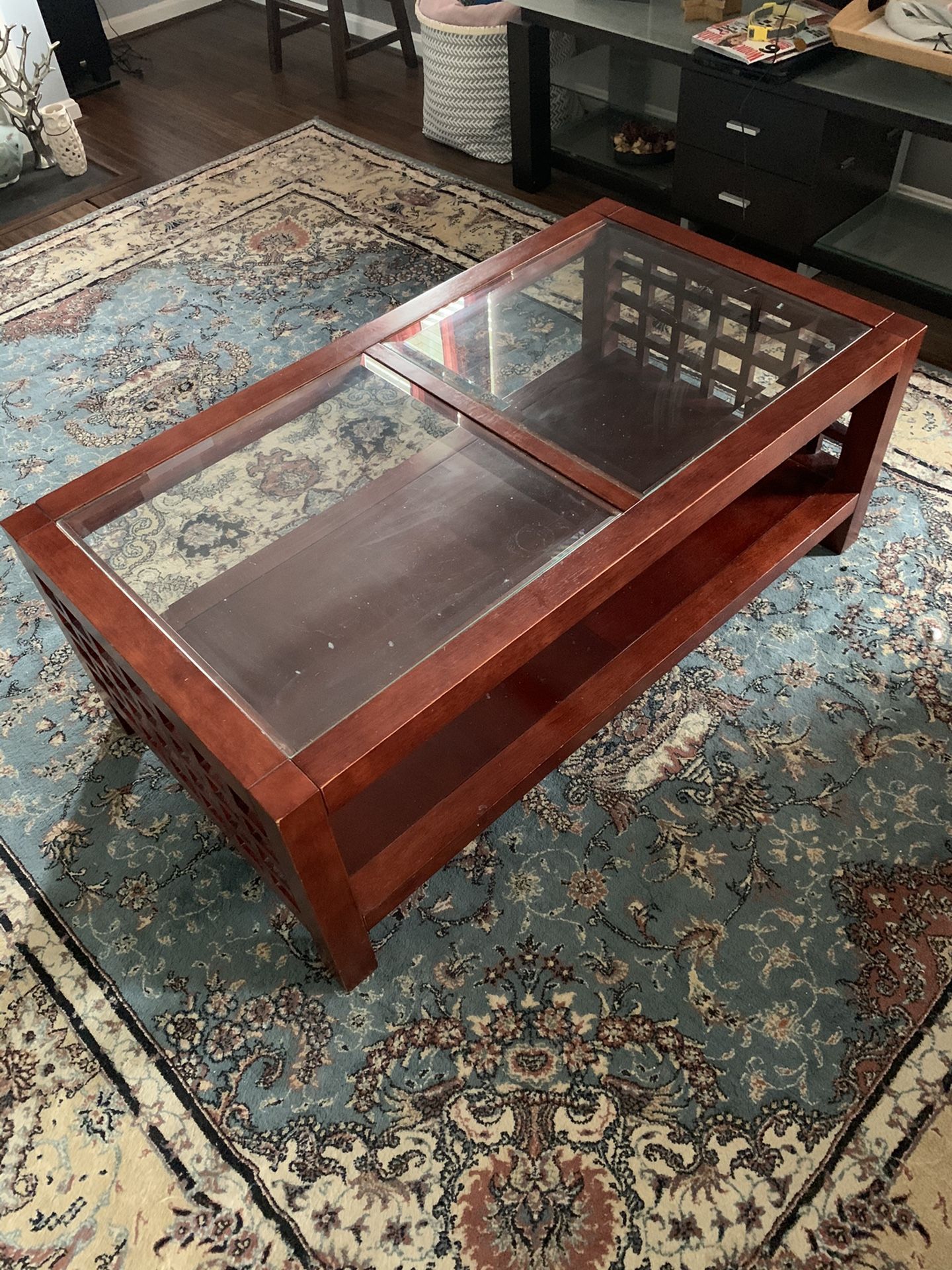 3Pc Geometric Style Wood and Glass Coffee and End Tables. Free, just need to pick up
