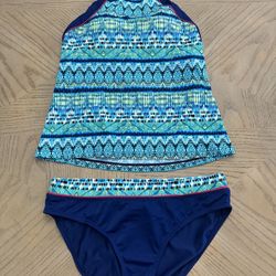 Southpoint Halter Racerback Tankini Bathing Suit Top size 12/large