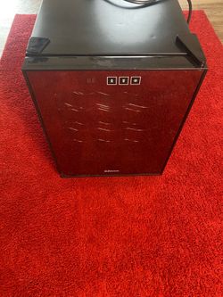 Emerson Glass-Door Wine & Beverage Cooler - Parts or Repair