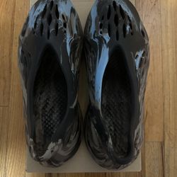 Yeezy Foam Runner
