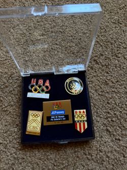 VTG 1992 JCPenney Winter Olympics Pin Set, Like New