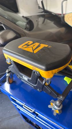 CAT Rolling Utility Seat with Detachable Sitting Creeper
