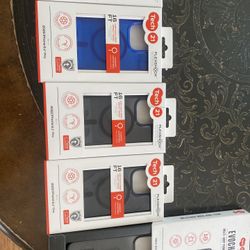 2022 Apple iphone 14 6.1 pro phone cases 20.00$  each local pick up for shipping you Pay