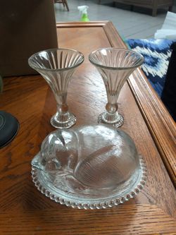 Glass Cat Candy Dish and Pair of Small Fluted Vases