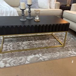 Coffee Table With Drawers 