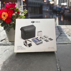 6524514 DJI mini 3 Fly more combo drone and remote control built in screen 