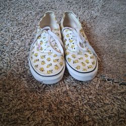 Peanut Vans